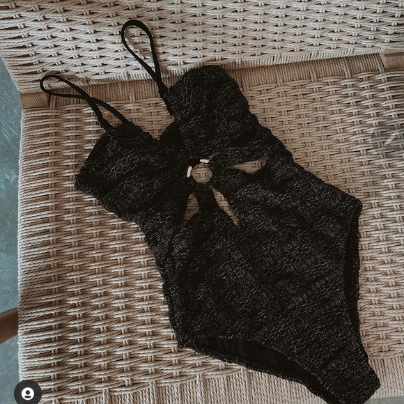 Suboo Nadine One Piece in Black and Gold - Picture 10 of 16